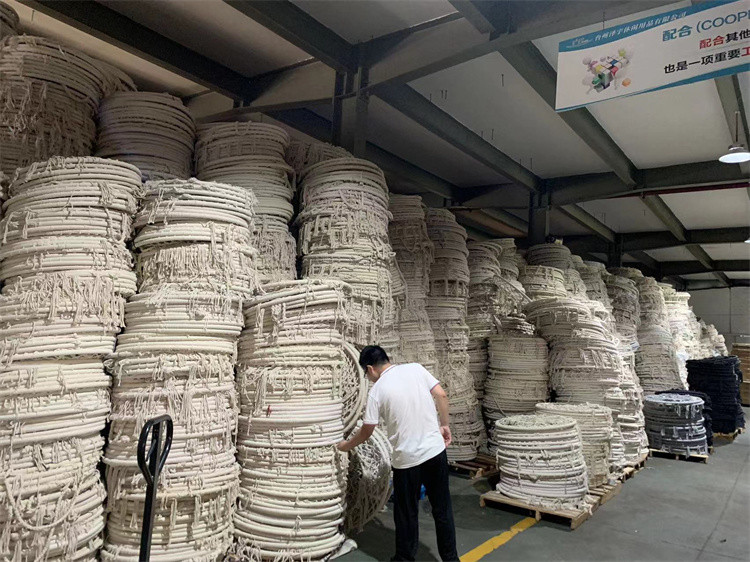 Chúng tôi đảm bảo chất lượng và số lượng khách hàng