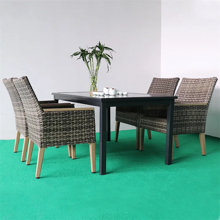 Những lợi ích của việc sử dụng các sản phẩm nội thất Rattan ngoài trời là gì?